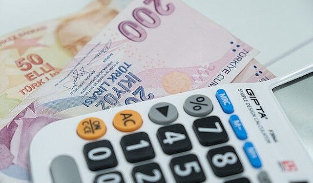 Ticari krediler enflasyon düzeyinde kaldı