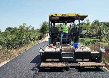 Togolu Fousseni, Kandıra yollarında staj yapıyor