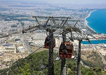 Tünektepe Teleferik yerli ve yabancıların gözdesi
