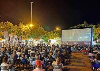 Türk Telekom Prime’ın bir yaz klasiğine dönüşen açık havada sinema keyfi başladı