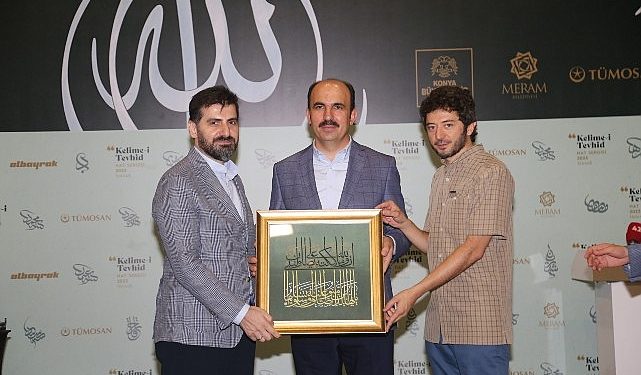 Türkiye’de kilometrelerce yol kat eden Kelime-i Tevhid Çizgi Standı yurt dışına hazırlanıyor