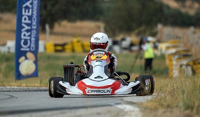 Ulusal Atlet Ayşe Çebi’den İkili Birincilik