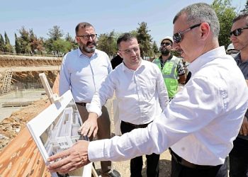 Umudu paylaşıyor, pürüzleri birlikte kaldırıyoruz