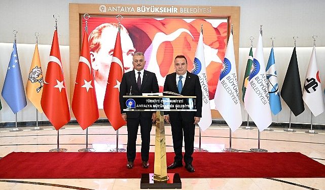 Vali Yazıcı’dan Lider Böcek’e veda ziyareti