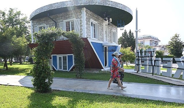 Zıt meskene büyük ilgi