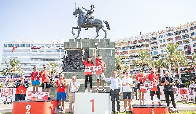 9 Eylül İzmir Yarı Maratonu’nda kurtuluş coşkusu