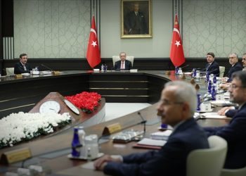 Kabine bugün toplanıyor: İşte masadaki konular