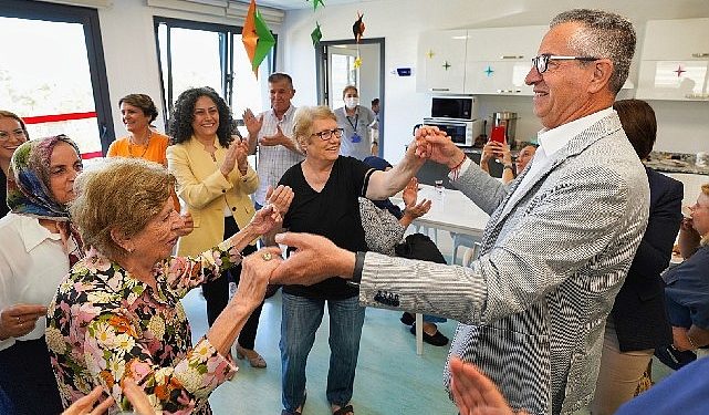 Alzheimer Hastaları Bu Merkezde Hayata Tutunuyor