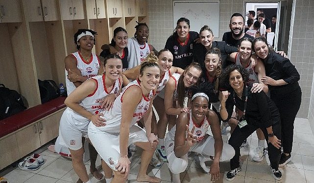 Antalya Büyükşehir Belediye Bayan Basketbol Kadrosu, Beşiktaş’ı Yenerek Liderliğe Yükseldi