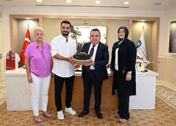 Antalya Büyükşehir Destekledi Genç Çiftçiler Üretti