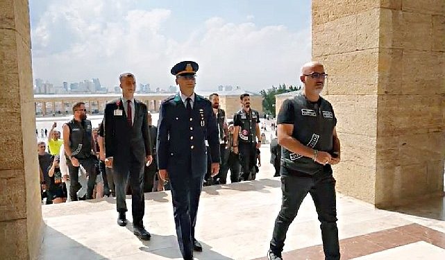 Atatürk sinemasının direktörü “ATA”nın huzurunda