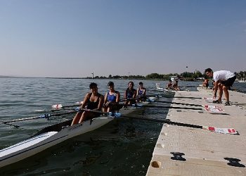 Başşehir gençlerin kürek yarışlarına sahne oldu