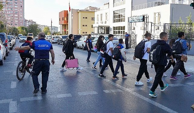 Beylikdüzü Belediyesi Öğrenciler İçin Vazife Başında