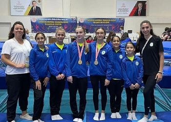 Bornovalı cimnastikçiler muvaffakiyete doymuyor