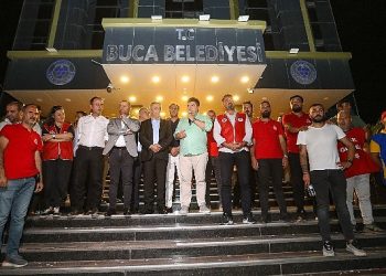 Buca Belediyesi personellerinin yüzü güldü