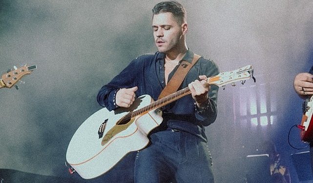 Buyruk Can İğrek Süper Performansı ile Ayakta Alkışlandı