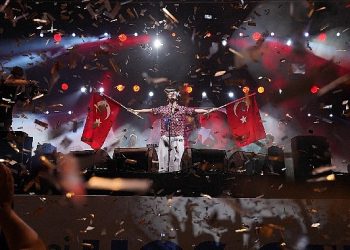 Büyük Zaferin 101.Yıl dönümü Beylikdüzü’nde coşku içinde kutlandı