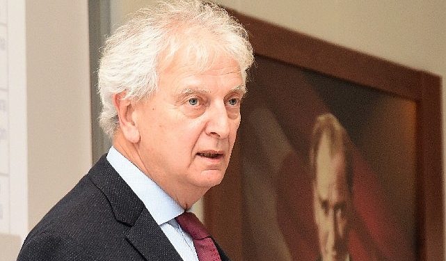 “Büyümenin devam etmesi sevindirici”