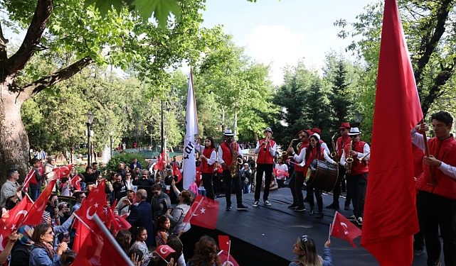 Çankaya Belediyesi, 30 Ağustos Zafer Bayramı’nın 101. Yılını Çankaya’nın dört bir yanında bando şovları ve konserlerle kutlayacak.