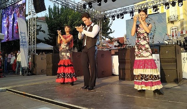 Çeşme Şenliği’nde Chico & Gypsies ile Mükemmel Final