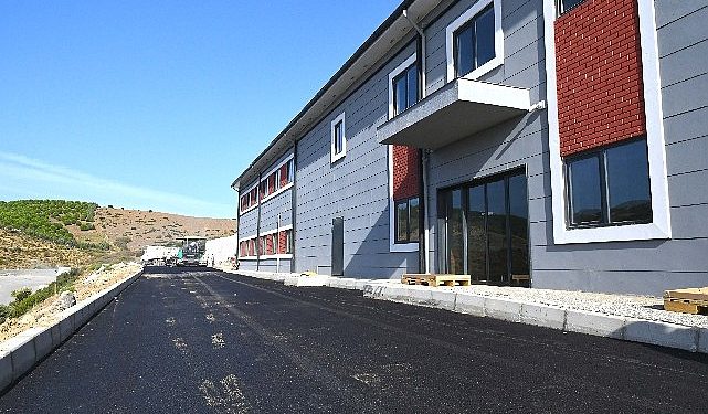 Demokrasi Üniversitesi Asfalt ve Tretuvar Çalışması