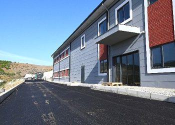 Demokrasi Üniversitesi Asfalt ve Tretuvar Çalışması