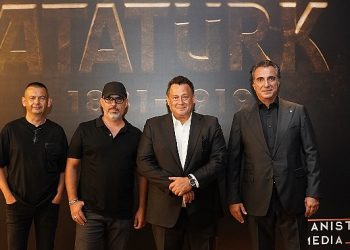 Direktör Mehmet Ada Öztekin: “Atatürk, yetim kalmış bir çocuğu kahraman yapan ateşin öyküsü”