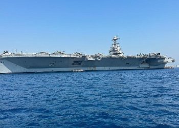 Dünyanın en büyük uçak gemisi USS Gerald R. Ford, QTerminals Antalya Limanı açıklarına demirledi