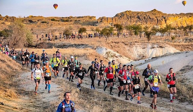 Ekim ayında Kapadokya’nın Kalbini Koşarak Keşfedin