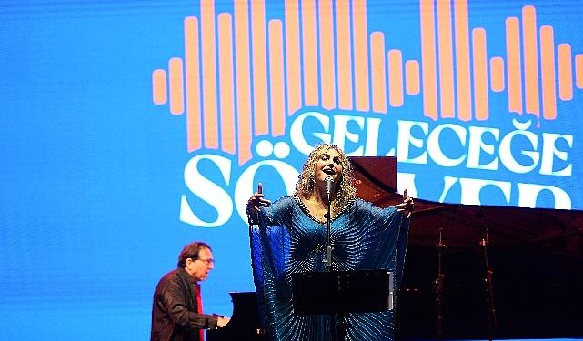 Fazıl Say-Serenad Bağcan Sabancı Üniversitesi “Geleceğe Kelam Ver” Burs Fonu İçin Konser Verdi