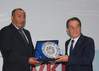 Ferdî Bilgilerini Koruyan, Ülkesinin İktisadını ve Toprak Bütünlüğünü De Korur