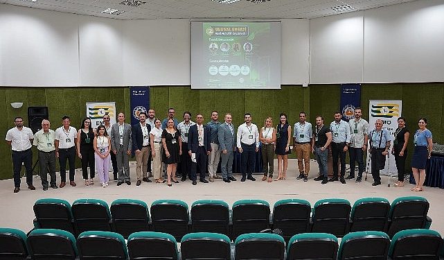 Form Sanayi Eserleri Firması İş Geliştirme Müdürü Pınar Gürler, II. Ulusal Güç Verimliliği Çalıştayı’nda Sürdürülebilir Güç Kullanımına Dikkat Çekti