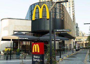 Geleceğin Restoran Tecrübesi Artık de McDonald’s Ümraniye’de!