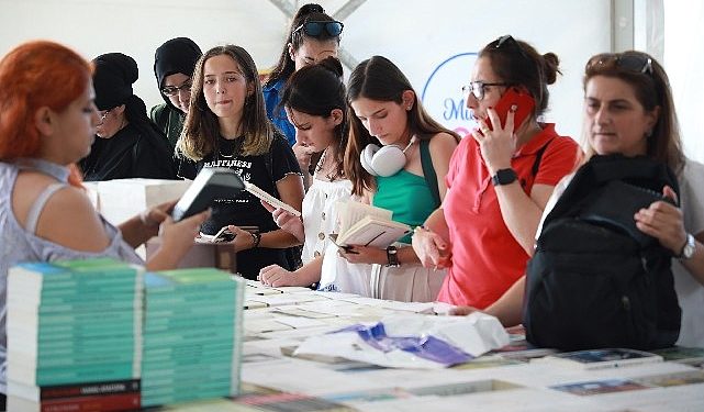 Gemlik Kitap Limanı 4. kere kapılarını açtı