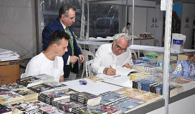 Gemlik Kitap Limanı edebiyatın değerli isimlerini ağırlamaya devam ediyor