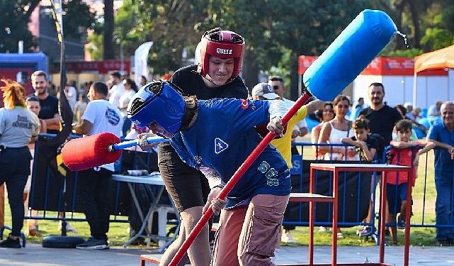 Gençler İzmir Enternasyonal Fuarı’nı çok sevdi