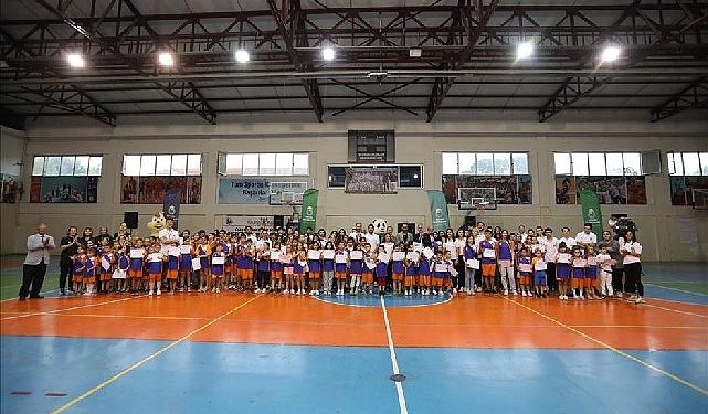 İnegöl’ün Gelecekteki Yıldızları Sertifikalarını Aldı