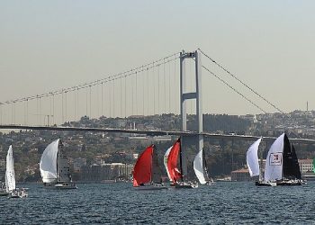 İstanbul’un iki incisinde yelkenler açtı