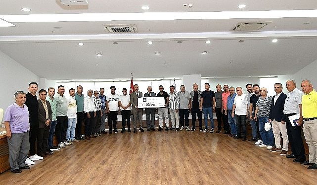 Karabağlar Belediyesinden Amatör Spor Kulüplerine Büyük Dayanak