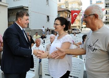 Karşıyaka’da Vatandaşlar İdare Süreçlerine Katılıyor