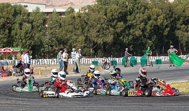 Karting Coşkusu İzmir Park’ta Yaşandı