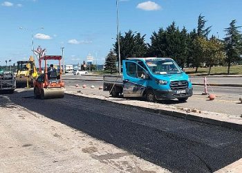 Kent Hastanesine Durak Cebi Umuttepe Acil Girişine Asfalt