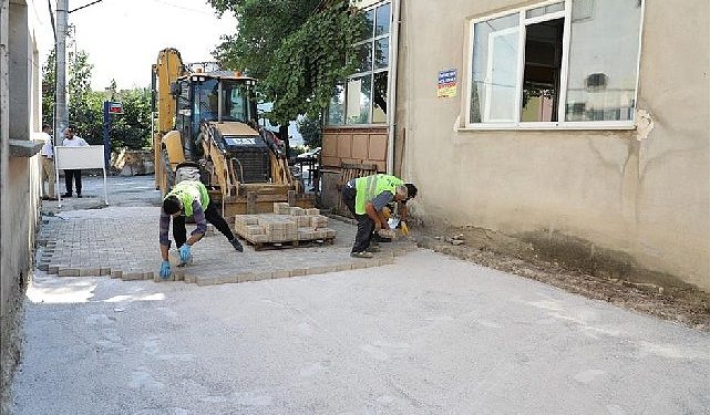 Kırsal Mahallelerde Sokaklar Parke Taşla Kaplanıyor