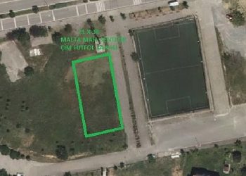 Kocaeli Büyükşehir’den Malta Mahallesi’ne futbol alanı