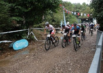 Kocaeli’de Milletlerarası Dağ Bisikleti Kupası Yarışları tamamlandı