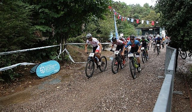 Kocaeli’de Milletlerarası Dağ Bisikleti Kupası Yarışları tamamlandı