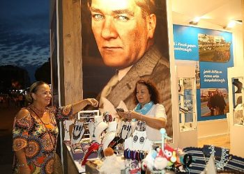 Konak Belediyesi’nin Fuar standı ağır ilgi görüyor