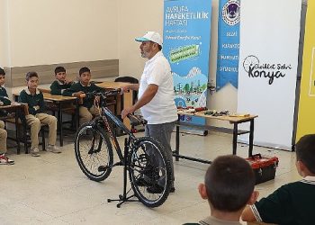 Konya Büyükşehir Okullarda Bisiklet Tamir ve Bakım Eğitimleri Veriyor