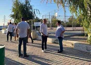 Lider Atabay, Mavişehir esnafını ziyaret etti