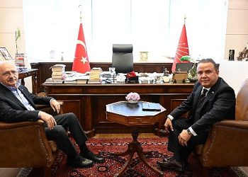 Lider Böcek CHP Genel Lideri Kılıçdaroğlu’nu ziyaret etti